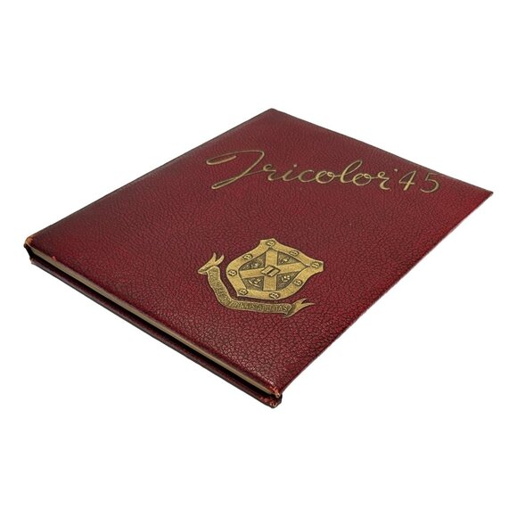 Queens University Tricolor Yearbook 1945 Book Annual Kingston Ontario Canada - Picture 11 of 14